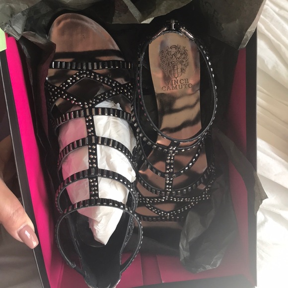 Vince Camuto sandals VC-Emera black steel snake sandals (free VC bracelet) - Picture 5 of 11